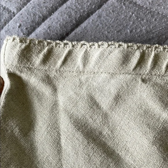 J Jill 100% linen adorable eyelit skirt size small light cream color - Picture 4 of 7